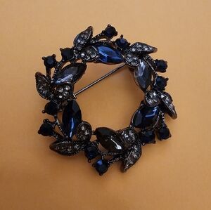 Elegant Black and Silver Faux Sapphire Brooch NWOT